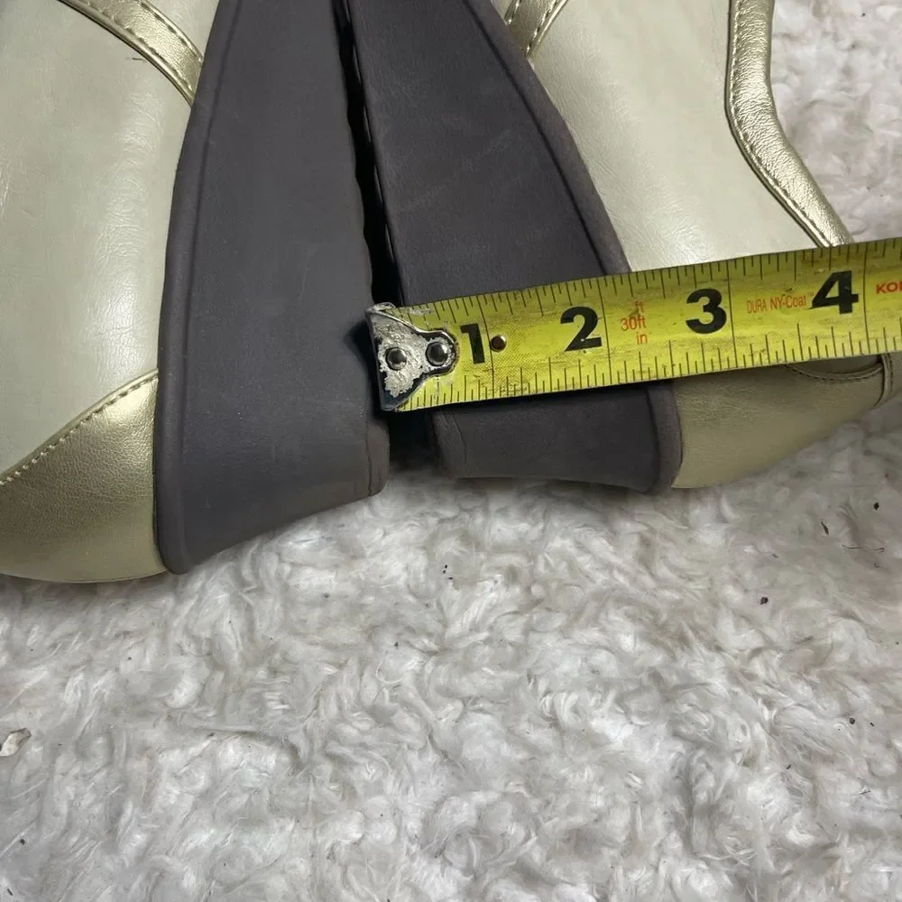 Soft Style by Hush Puppies Women's Mallorie Wedge Pump, Bone/Platinum, SZ12M